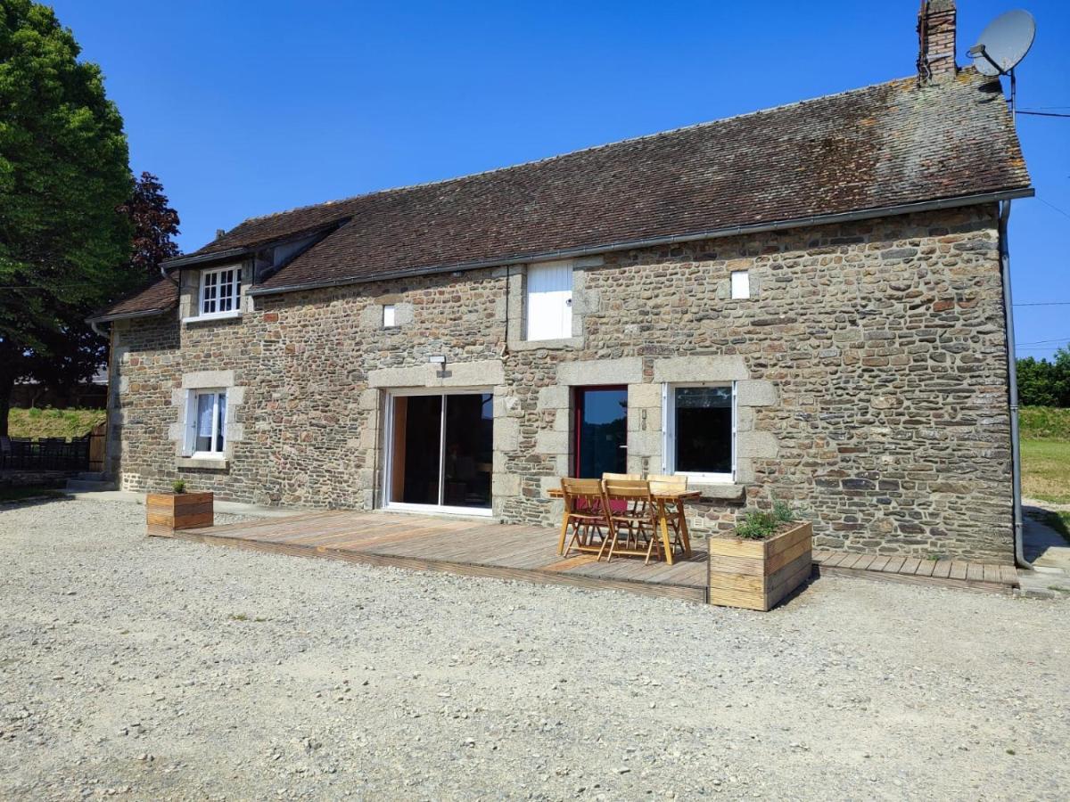 Les Tongs Des Pres, Au Coeur Du Parc Normandie Maine Holiday home